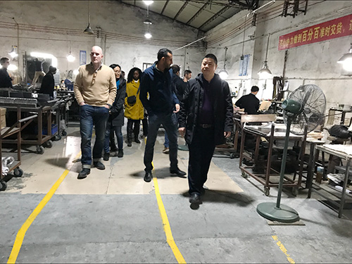 参观工厂车间